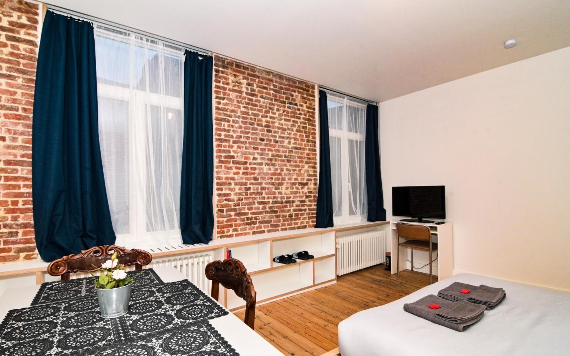 Family Duplex Getaway - Perfectly Positioned For City Adventures ブリュッセル エクステリア 写真