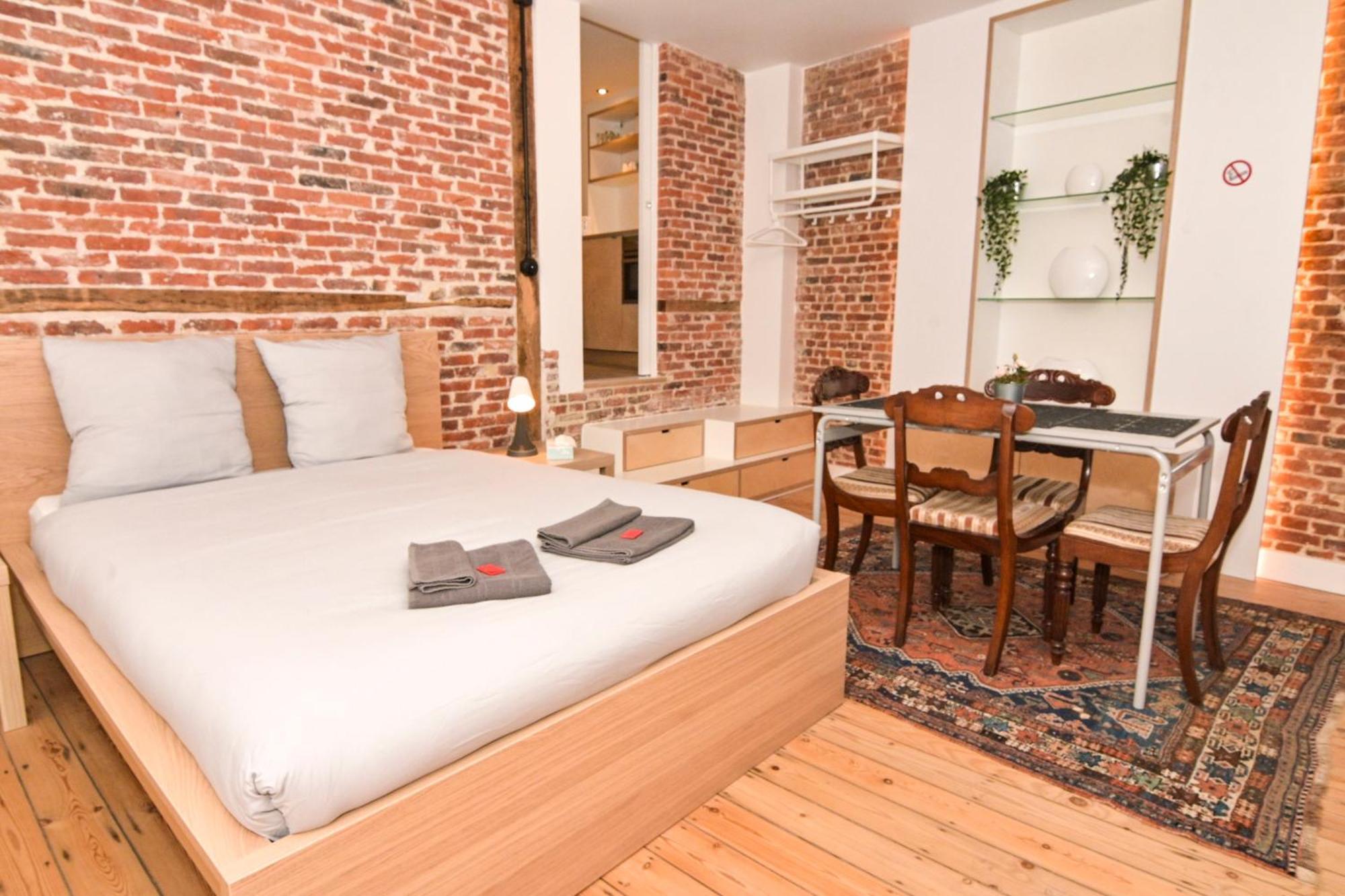 Family Duplex Getaway - Perfectly Positioned For City Adventures ブリュッセル エクステリア 写真